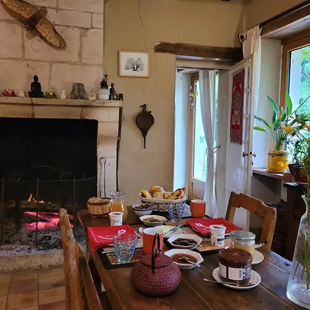 D Hotes, Wifi, Le Perche Bed & Breakfast