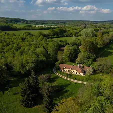 Bed & Breakfast D Hotes Libellule, Coeur Du Perche 3*